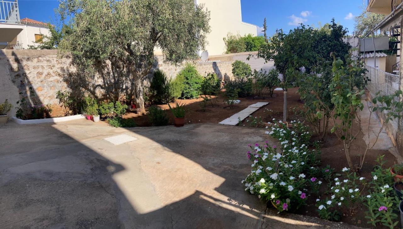 Olga'S Place Σπέτσες Εξωτερικό φωτογραφία