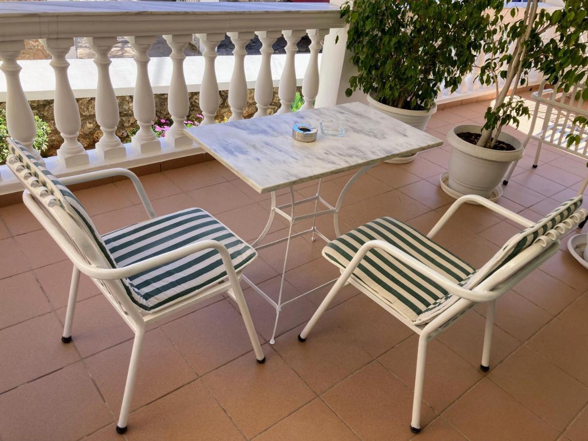 Olga'S Place Σπέτσες Εξωτερικό φωτογραφία